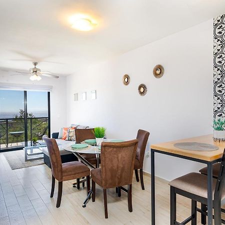Stunning 2 Bedroom, 2 Bathroom Condo Just A 5 Minute Drive To The Beach カボ・サン・ルーカス エクステリア 写真