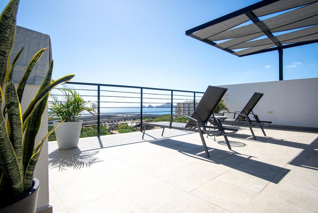 Stunning 2 Bedroom, 2 Bathroom Condo Just A 5 Minute Drive To The Beach カボ・サン・ルーカス エクステリア 写真