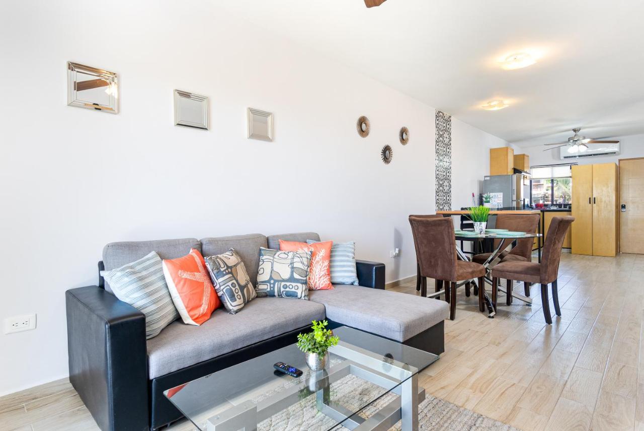 Stunning 2 Bedroom, 2 Bathroom Condo Just A 5 Minute Drive To The Beach カボ・サン・ルーカス エクステリア 写真