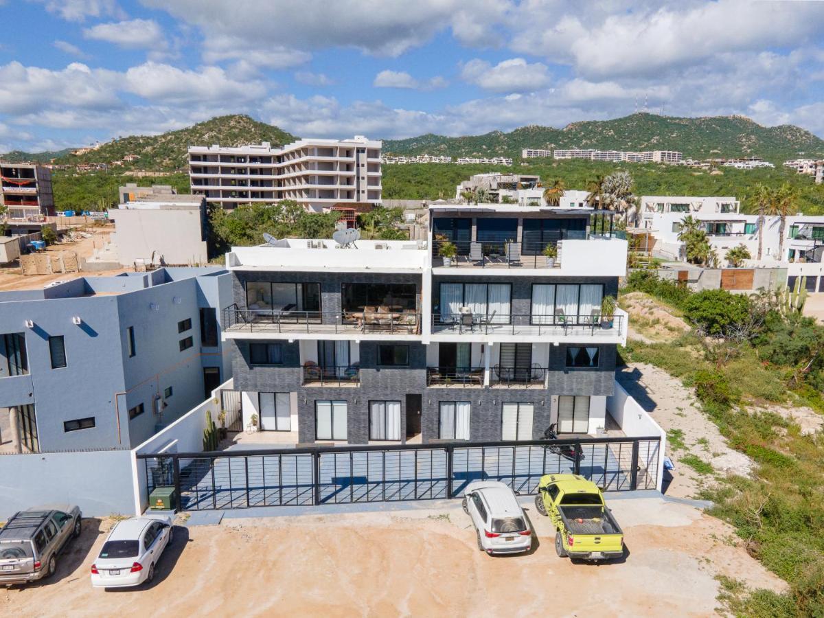 Stunning 2 Bedroom, 2 Bathroom Condo Just A 5 Minute Drive To The Beach カボ・サン・ルーカス エクステリア 写真