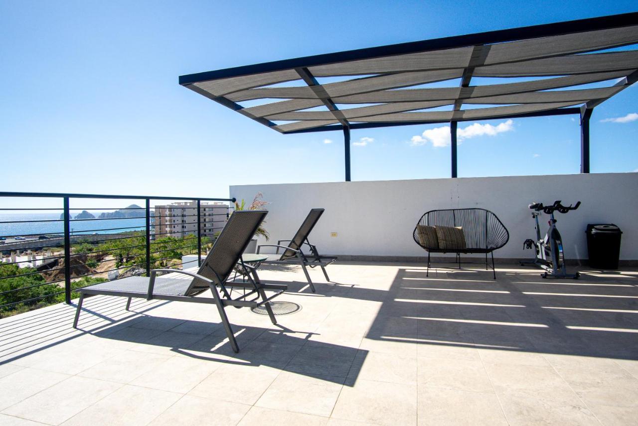 Stunning 2 Bedroom, 2 Bathroom Condo Just A 5 Minute Drive To The Beach カボ・サン・ルーカス エクステリア 写真