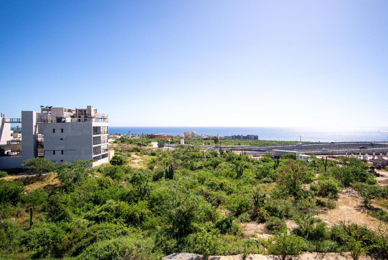 Stunning 2 Bedroom, 2 Bathroom Condo Just A 5 Minute Drive To The Beach カボ・サン・ルーカス エクステリア 写真