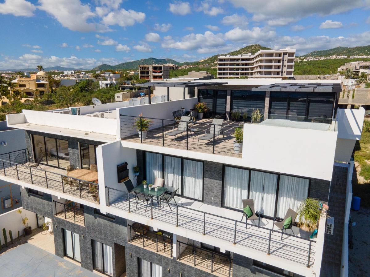 Stunning 2 Bedroom, 2 Bathroom Condo Just A 5 Minute Drive To The Beach カボ・サン・ルーカス エクステリア 写真